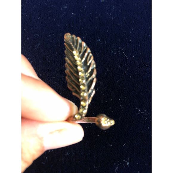 388. Owl & feather rings bundle gold tone - Picture 3 of 12